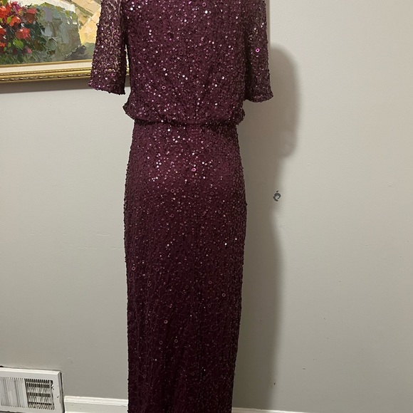 Adrianna Papell Beautiful beaded Gown Cassis Dress - Picture 4 of 4